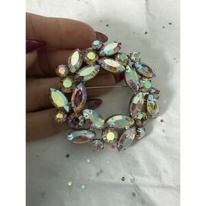 Weiss Vintage Rhinestone Brooch